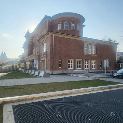Mieszkanie Wynajem  Śródmieście Szarotki 25
