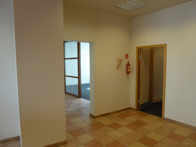 Lokal Sprzedaż  Pomorzany 7